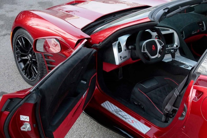 1000 lóerőt és múltidéző elemeket kapott ez a Corvette 6