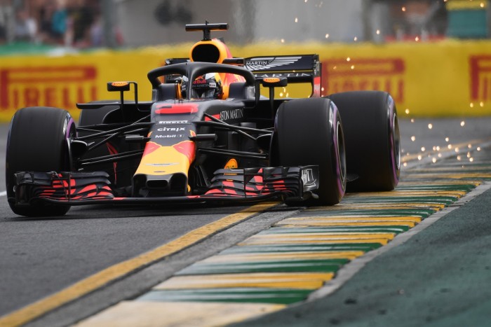 F1: Ricciardót bokán lőtték Melbourne-ben