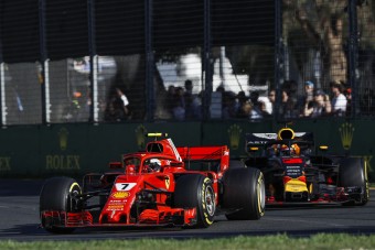 Ezért nem lehet előzni a mai F1-esekkel?