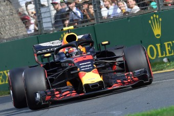 F1: Törött autóval is beért Verstappen