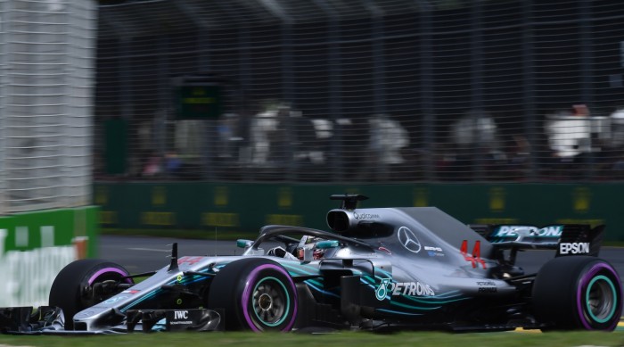 F1: A Mercedes csak szívatja a riválisokat?