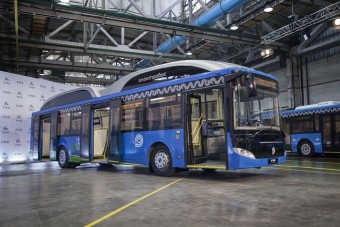 Dinoszauruszra hasonlít az új orosz busz