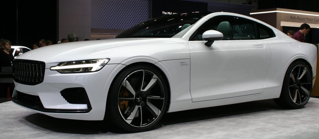 600 lóerős hibrid kupéval rúgja be az ajtót a Polestar