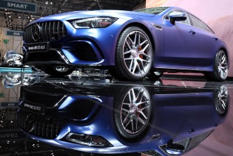 Video - 639 lóerőnél tetőzik a tébolyult V8