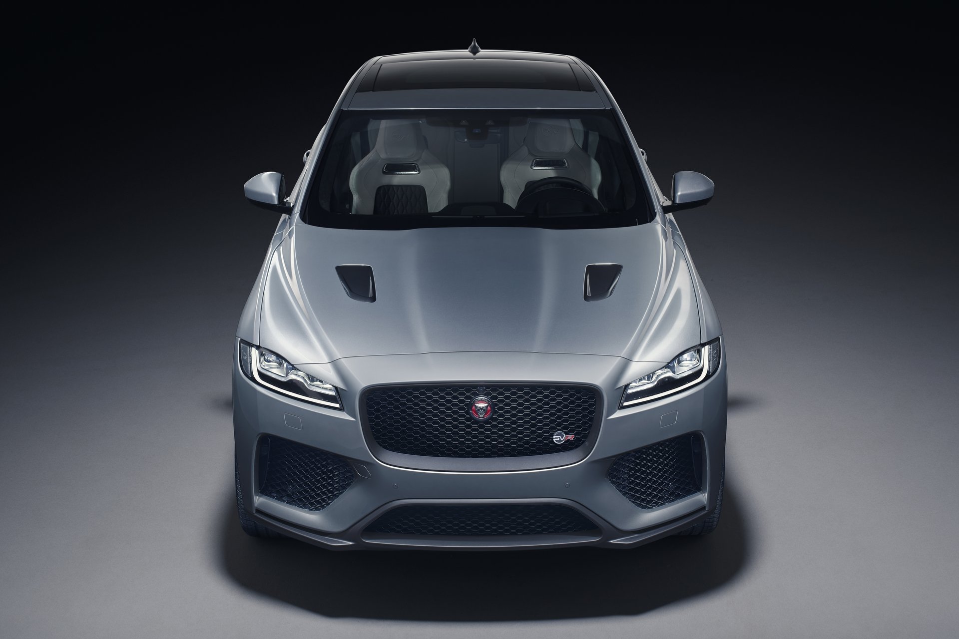 Jaguar F-Pace SVR: Terepképes szupersportkocsi 1