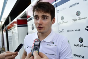 F1: Elkapkodja a Ferrari a pilótacserét?