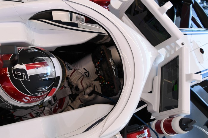 F1: Ez feladja a leckét az újoncnak