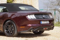 Nem csak a V8-as Mustang a jó Mustang! 54