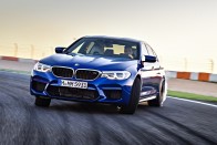 Így lett egyre királyabb az M5-ös BMW 26