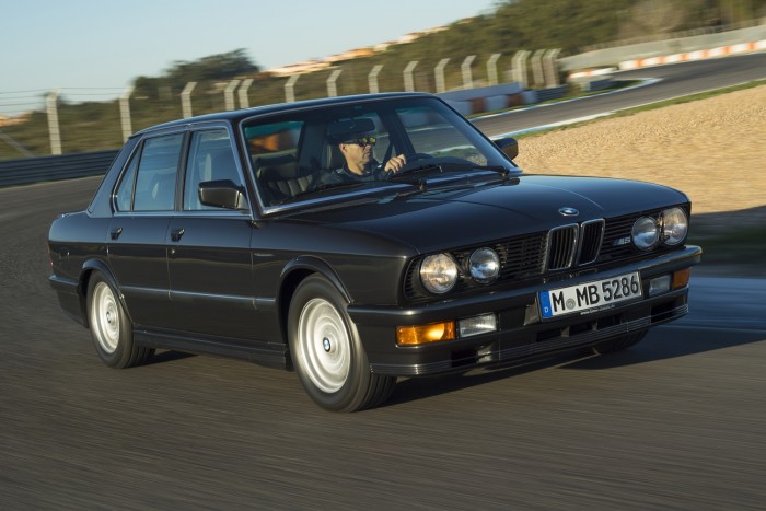 Így lett egyre királyabb az M5-ös BMW 1 Így lett egyre királyabb az M5-ös BMW 1