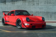 Őrületesen menő ez a piros RWB Porsche 911-es 18