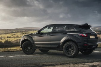 Luxusautó sivatagba?