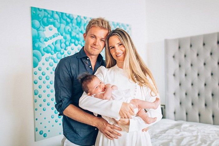 Különös ok miatt mutatta meg kislányát Rosberg 2 | Vezess Különös ok miatt mutatta meg kislányát Rosberg 2