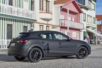 Így működik a Mazda spórolásra kihegyezett forradalmi motorja