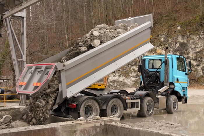 Erősebb motorokkal készülnek a Tatra-dömperek 2