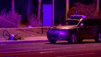 Ettől félt mindenki, halálos baleset önvezető autóval