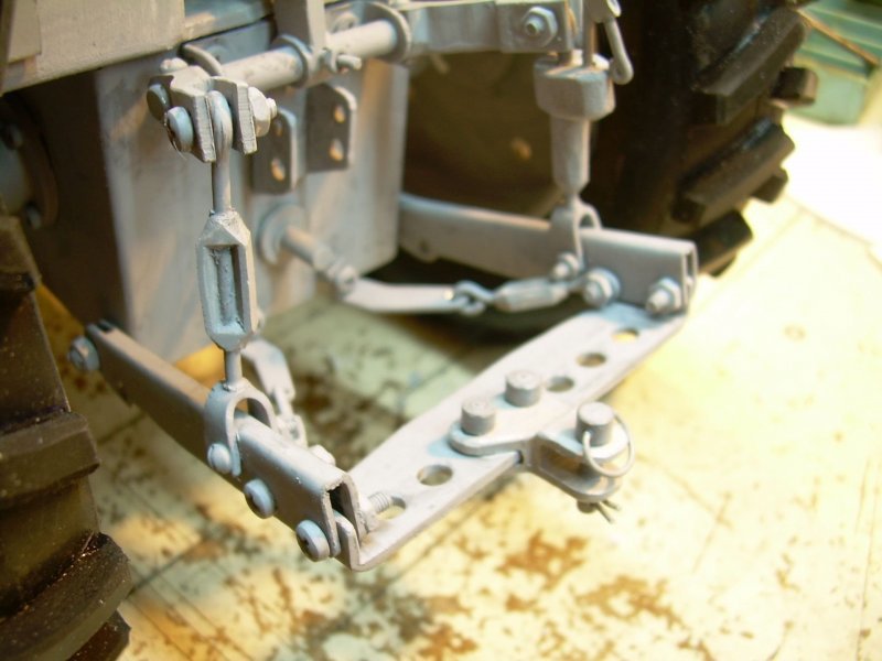 Tökéletes MTZ másolat készült 1:10-es méretarányban, zseniálisan aprólékos munka 1