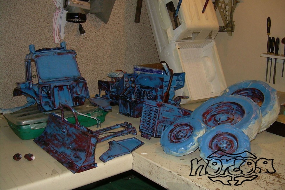 Tökéletes MTZ másolat készült 1:10-es méretarányban, zseniálisan aprólékos munka 6