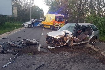 Képeken a Dunakeszinél történt baleset