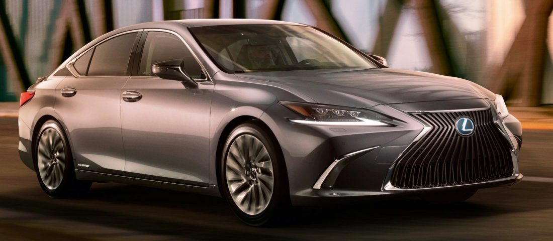 Hivatalos fotón a legújabb Lexus luxusszedán