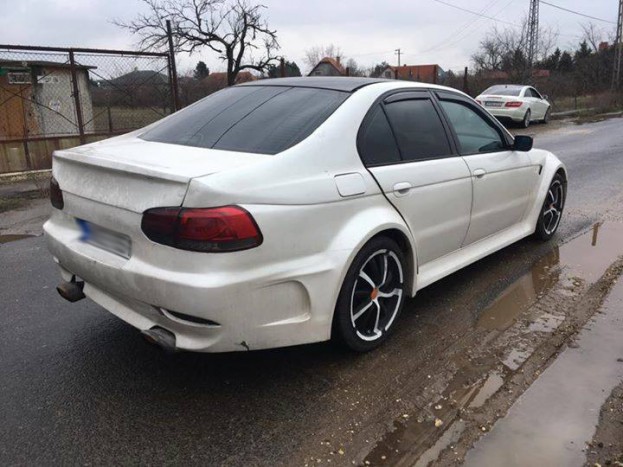 Eladó hazai tuning BMW, amit csak fél szemmel mertünk megnézni 1 | Vezess Eladó hazai tuning BMW, amit csak fél szemmel mertünk megnézni 1
