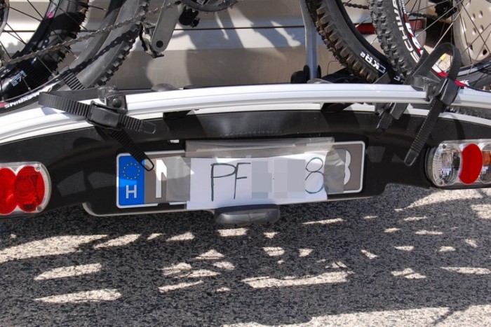 Ennél a béna magyar rendszámnál nincs lejjebb 1 | Vezess Ennél a béna magyar rendszámnál nincs lejjebb 1