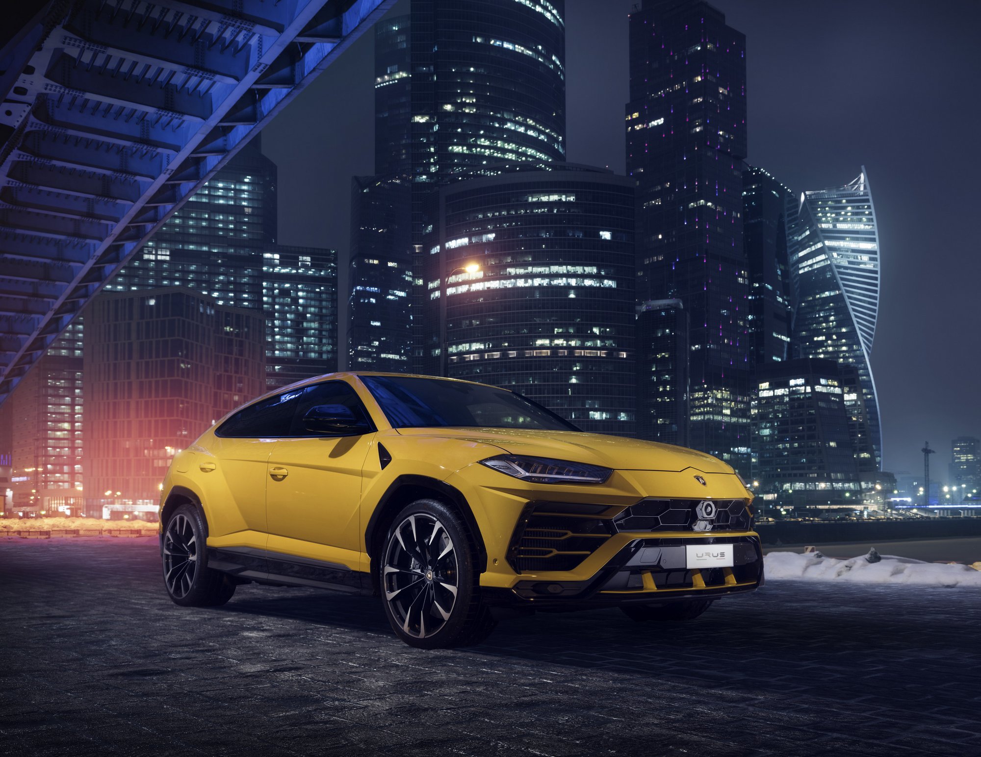 Lamborghini Urus: Négy hónap alatt a Föld körül 12