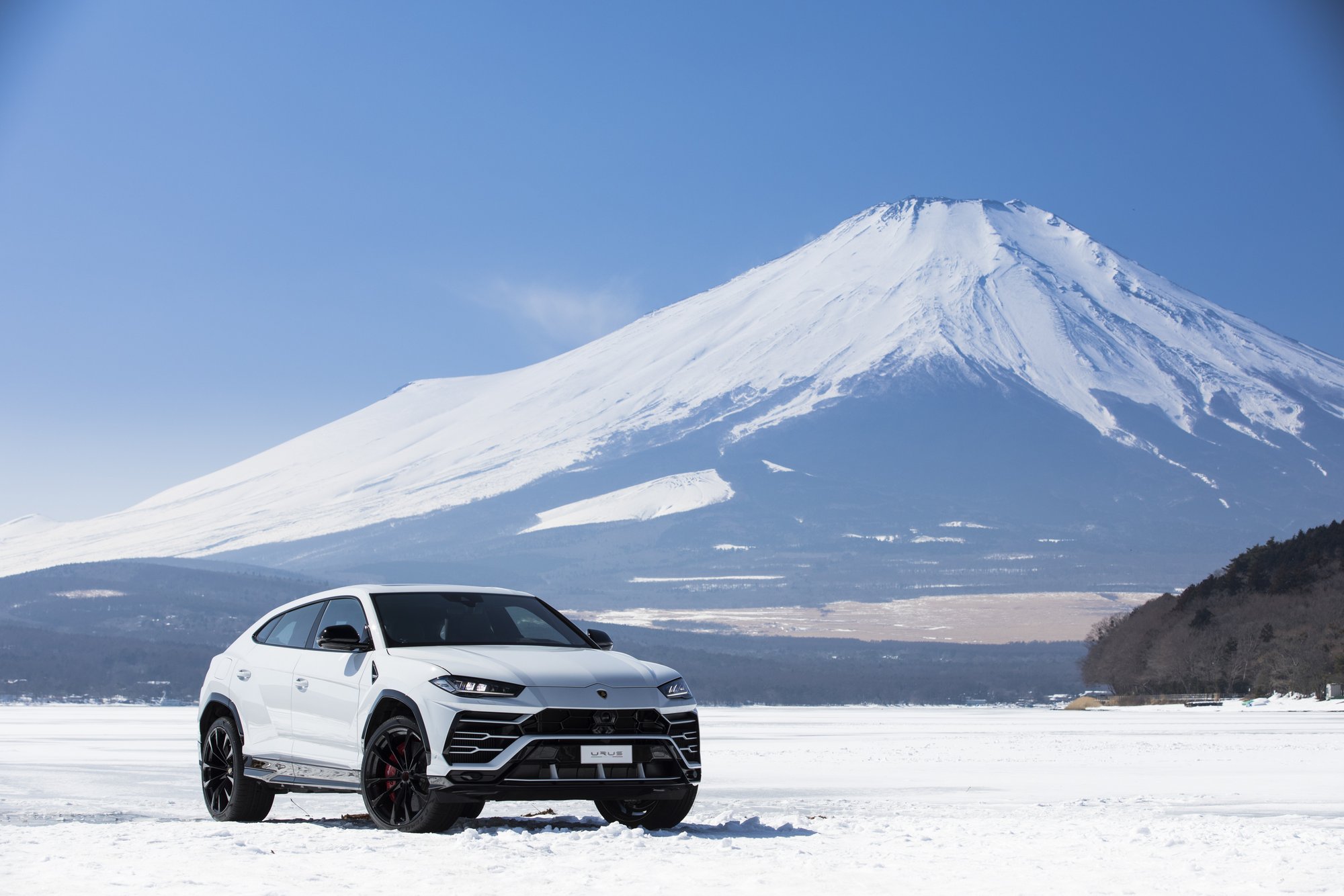 Lamborghini Urus: Négy hónap alatt a Föld körül 14