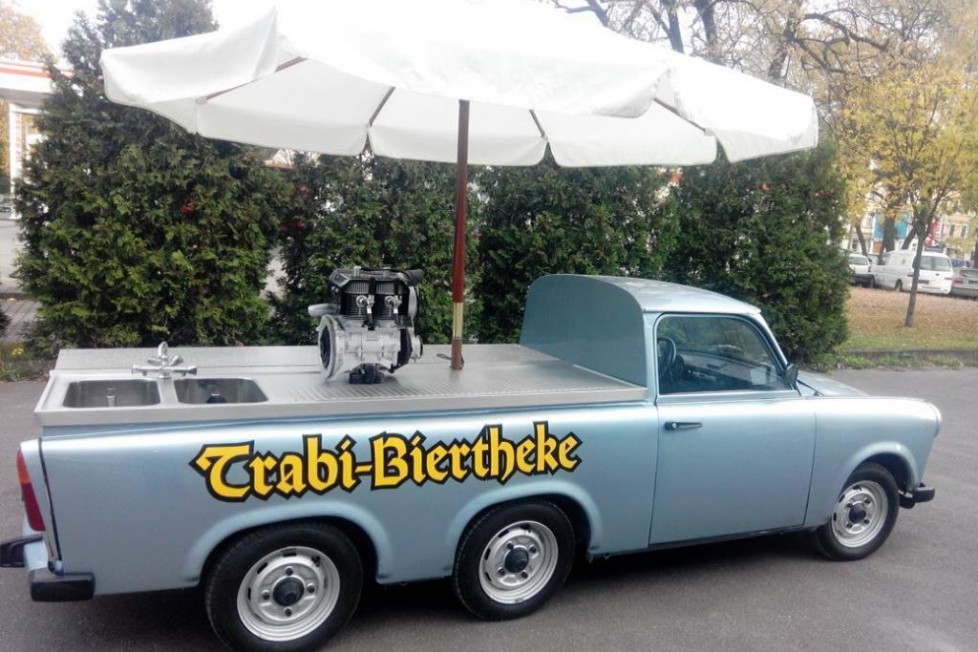 Ez a Trabant minden szomjas férfi álma 3