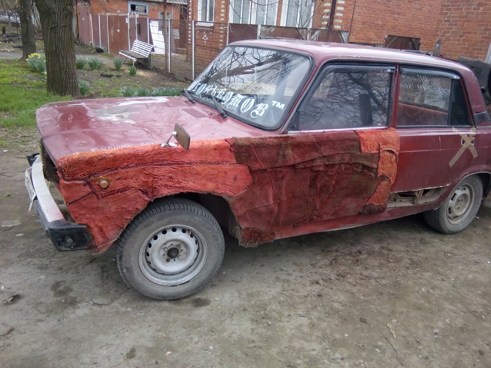 Ősi időket idéz ez a prémmel borított Lada 2 | Vezess Ősi időket idéz ez a prémmel borított Lada 2