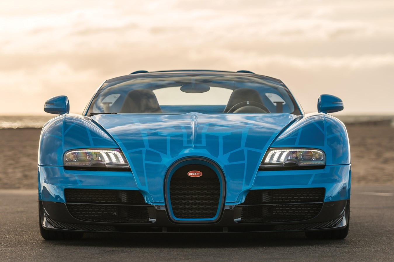 Nem híres, csak ritka ez a Bugatti Veyron 7