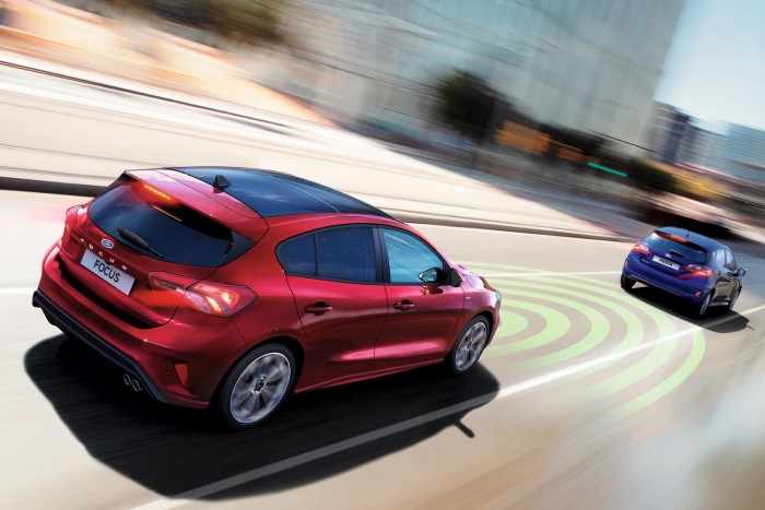 Mindent egy lapra tesz fel az új Ford Focus 10 Mindent egy lapra tesz fel az új Ford Focus 10