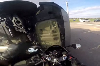 Nagy mázlija volt a balesetező motorosnak