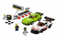 Hatalmas Lego-Porsche trónol a múzeum előtt 13