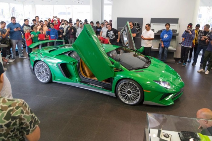 Övé a legstílusosabb Lamborghini Aventador SV 6