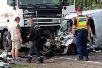 Megrázó fotókon a borsodi halálos baleset