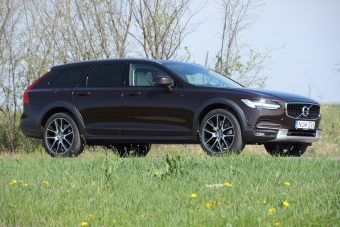 Volvo V90 CC - a luxusbunker