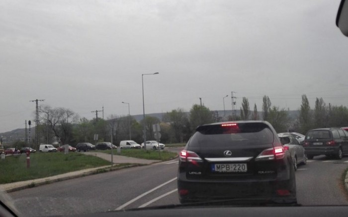 Zavaró hibát, hülyeséget találtál valahol a közlekedésben? Írd meg nekünk! 1