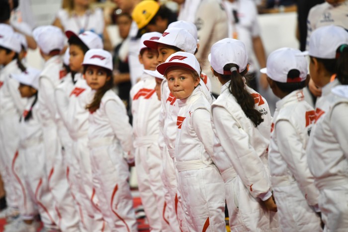 F1: Szocsiban ragaszkodnak a grid girlökhöz 1
