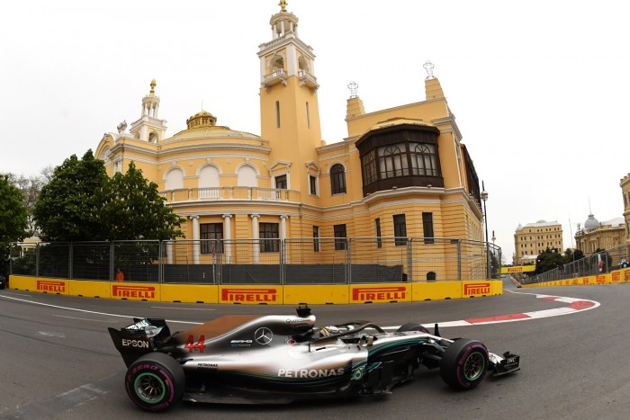 Vettel: Csak kis hibák voltak! 3 | Vezess Vettel: Csak kis hibák voltak! 3