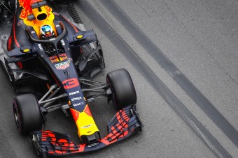 F1: Szabad kezet kap a Honda a Red Bulltól