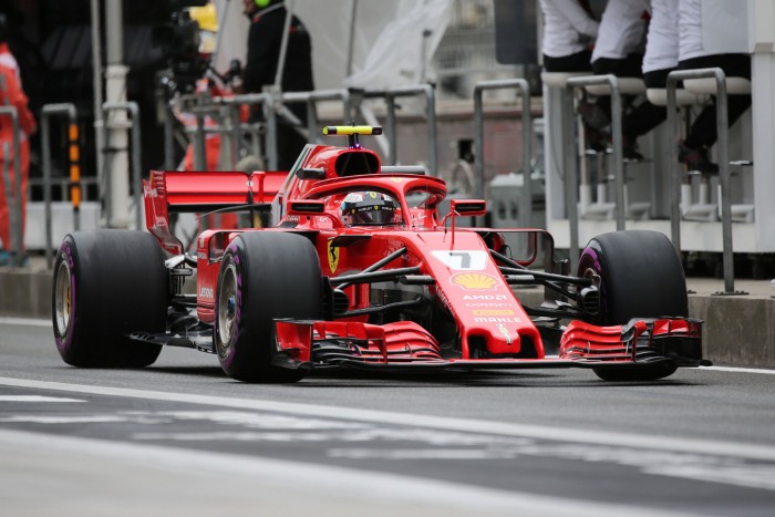 F1: Räikkönen Hamilton nyakán