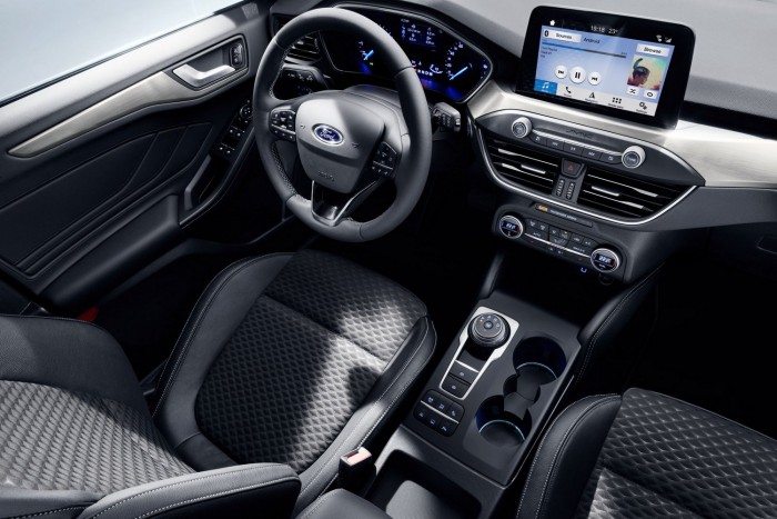 Ford Focus: új mérce az alsó-középkategóriában? 10 Ford Focus: új mérce az alsó-középkategóriában? 10