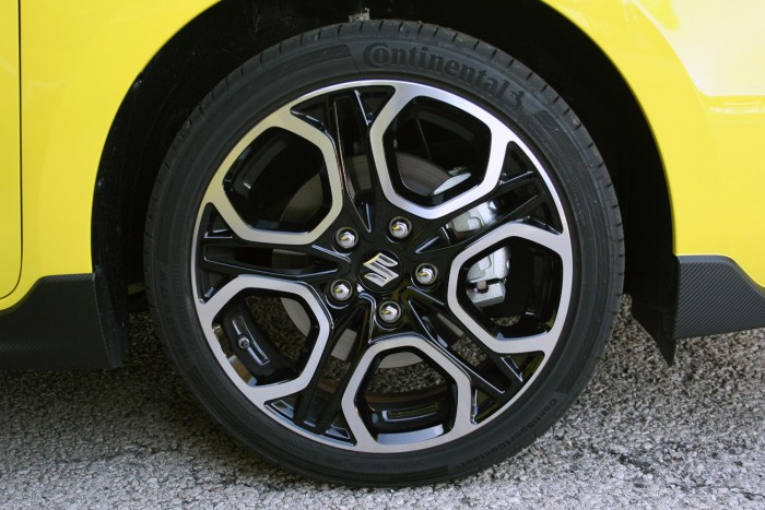 Turbóval se temesd a legvagányabb Suzukit! 86 Turbóval se temesd a legvagányabb Suzukit! 86