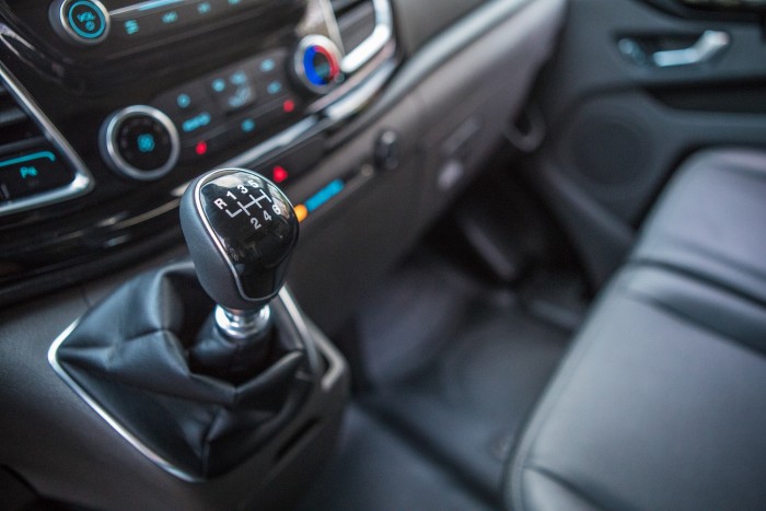 Nem riad meg, ha letér a sofőr az aszfaltról 14