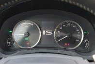 Se dízelbűz, se izgalom: Lexus IS hibrid 53