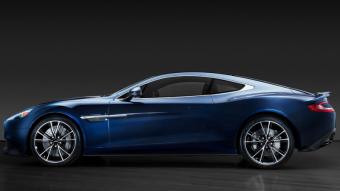 Óriási összegért talált gazdára Daniel Craig Bond-autója