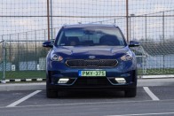 Na, milyen a majdnem legolcsóbb konnektoros hibrid? 36 Na, milyen a majdnem legolcsóbb konnektoros hibrid? 36