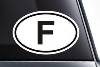 Fél tucat életveszélyes hiba francia autógyártóknál