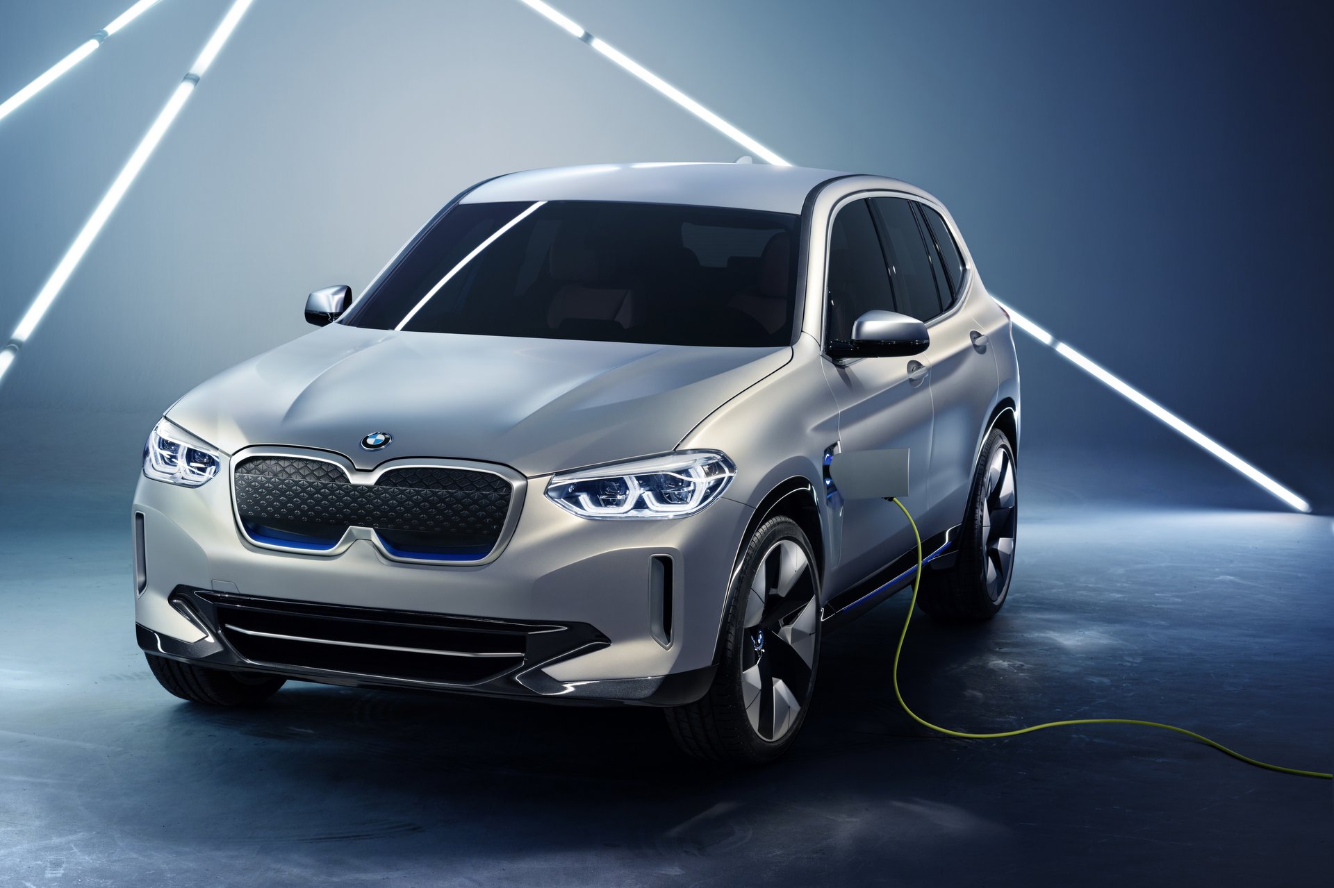 Mostantól bármelyik BMW lehet elektromos 4